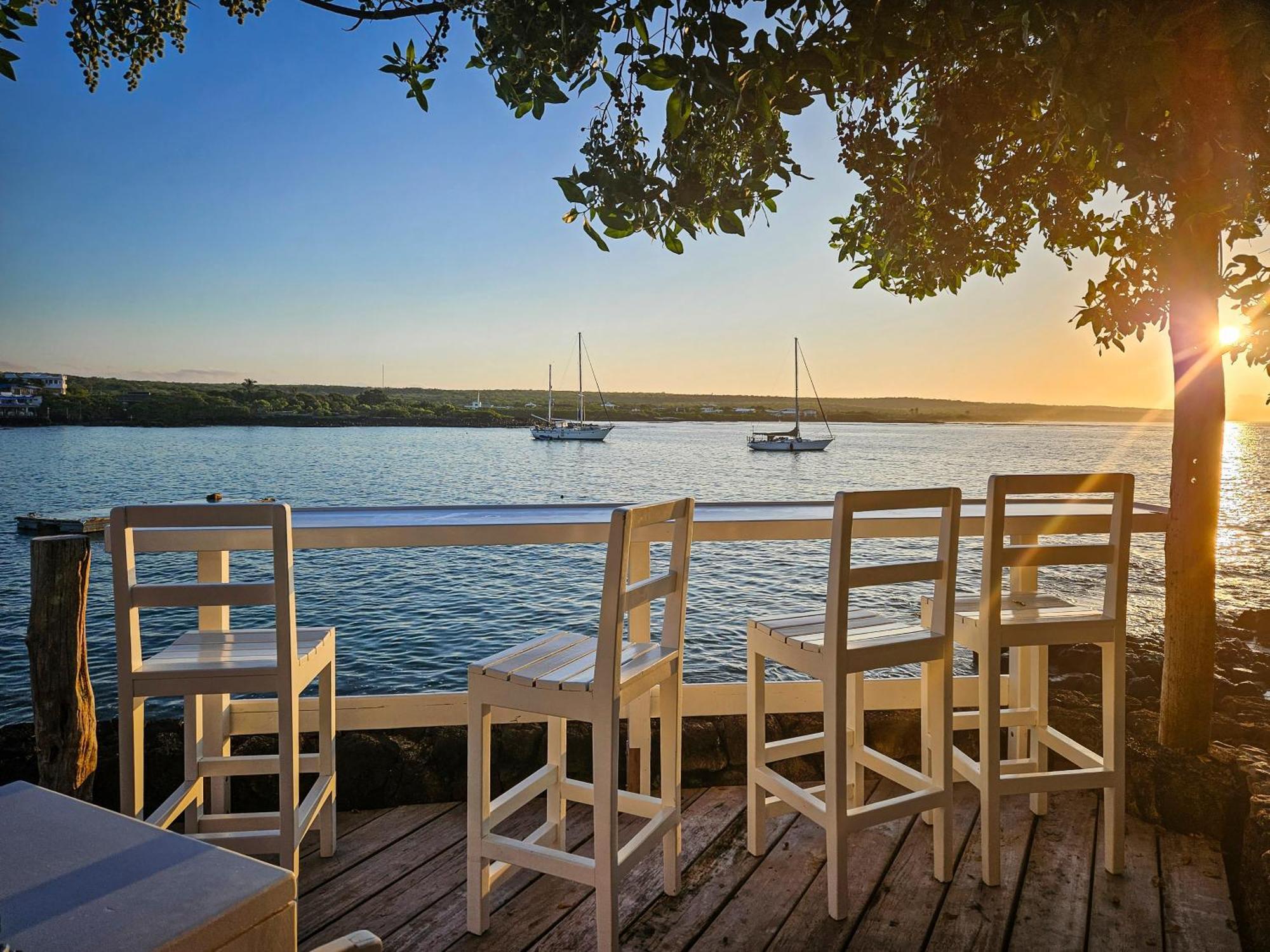 Hotel Cucuve Puerto Ayora  Extérieur photo